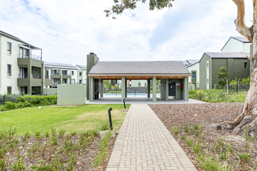 1 Bedroom Property for Sale in Jakarandas Western Cape